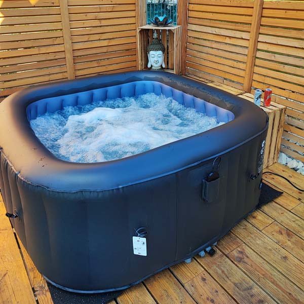 mobil-jacuzzi-2